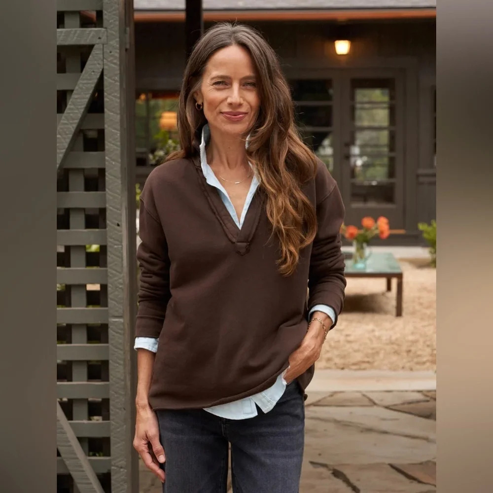 Frank & Eileen Popover Henley Brown Sweatshirt